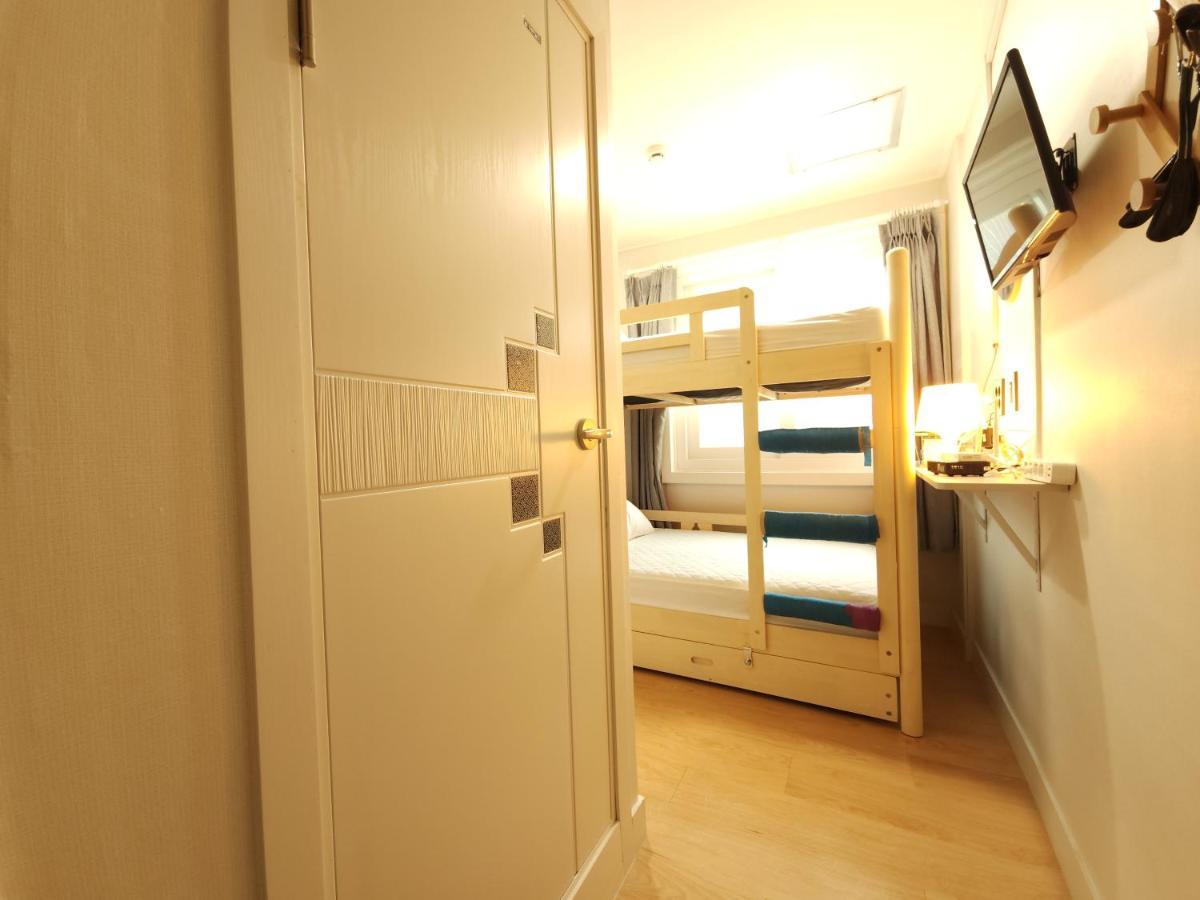Oyo Myeongdong 5 Lodge Seul Dış mekan fotoğraf